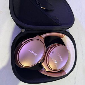 Bose QuietComfort 35 II Wireless Headphones - LIMITED EDITION ROSE GOLD